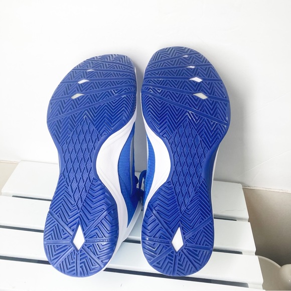 NIKE Zoom Hyperquickness Basketball Shoes Size 9 1/2 ( never worn no box ) - Picture 6 of 7